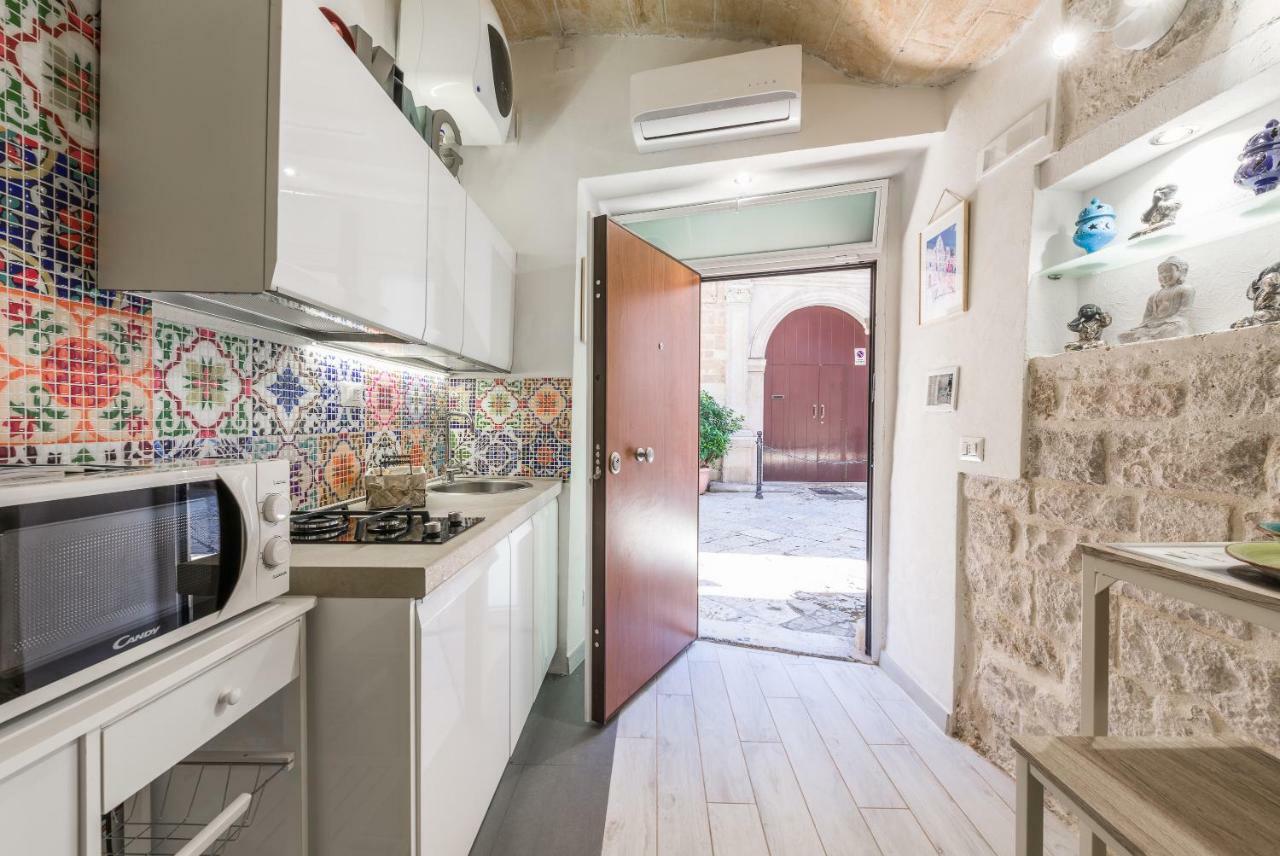 San Nicola Old Town Apartment Casatuabari Exterior foto